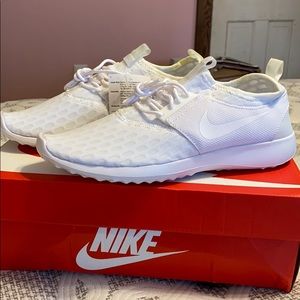 Size 9, white Nike shoes!